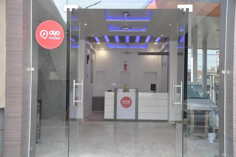 OYO 1662 Hotel Behl Regency
