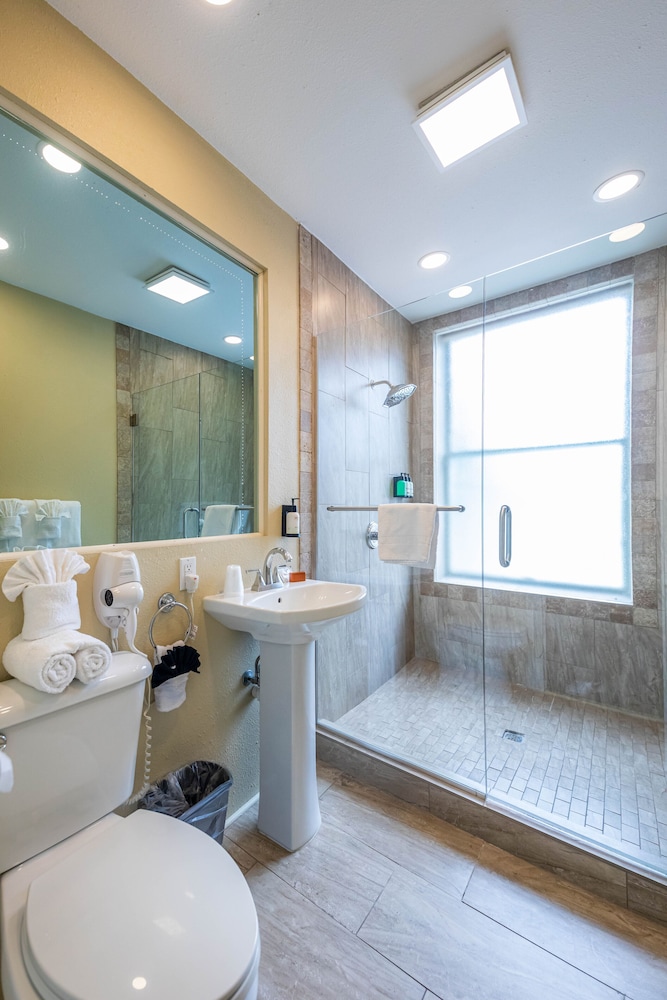 Basin Park Hotel and Spa - photo 31