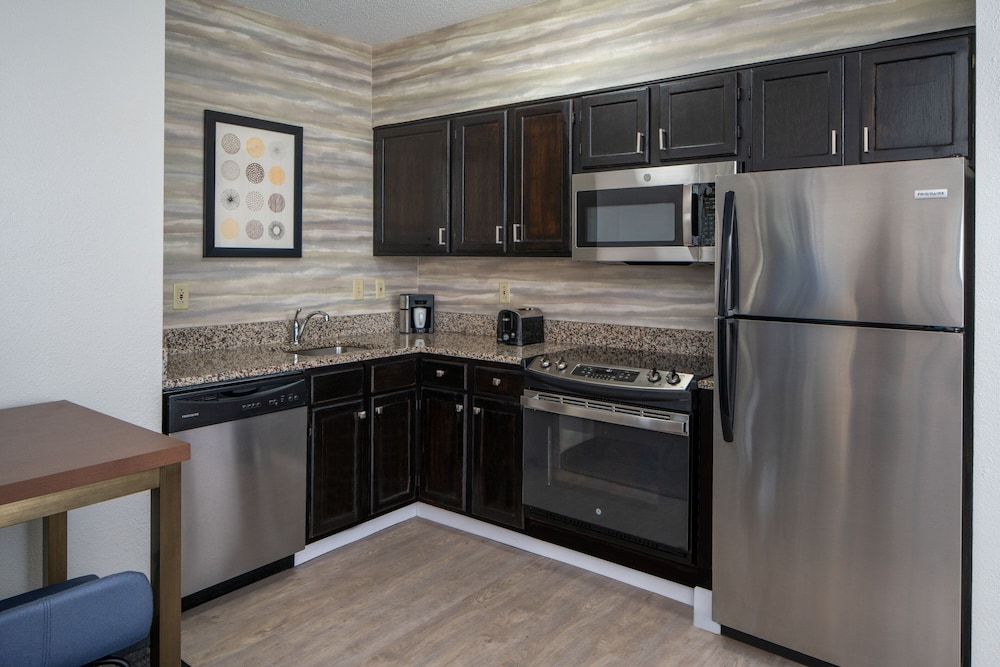 Residence Inn Charleston Riverview - photo 8