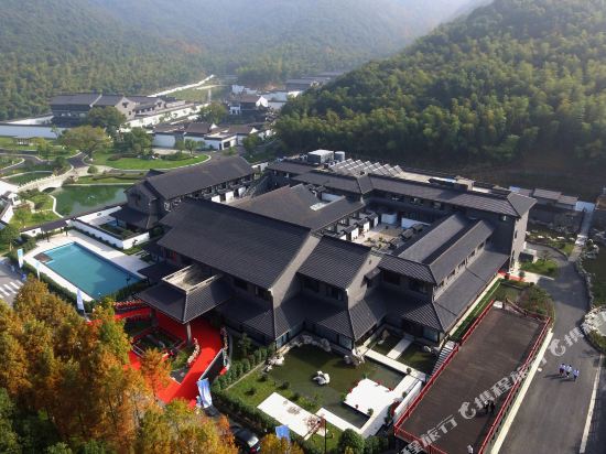 New Century Resort Xianghu Hangzhou — 4-Star Luxury Hotel in Hangzhou, People's Republic of China
