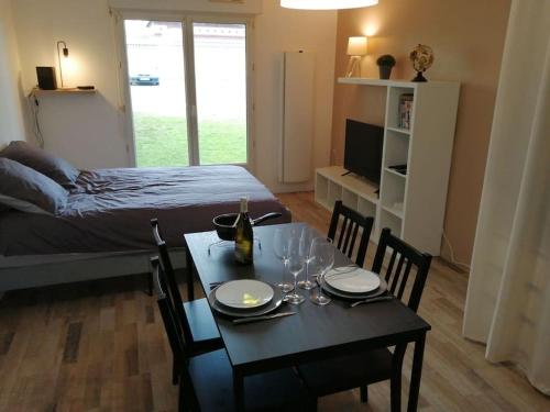 Studio 5 Min du Centre Et de la Gare — hotel in Yvetot