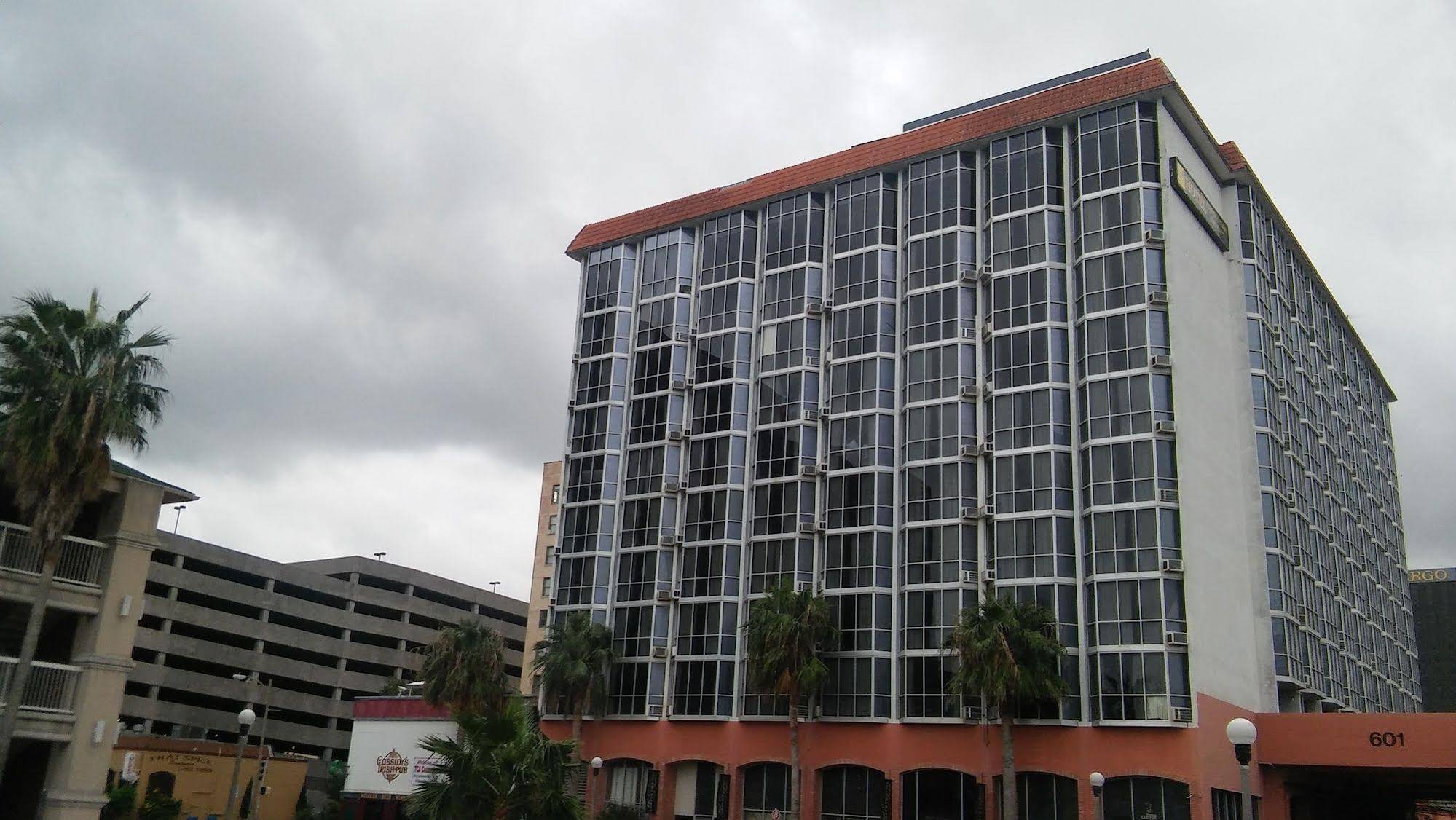 Bayfront Plaza Hotel - photo 34