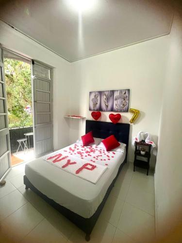 Hotel San Martin Plaza in Villeta, Colombia