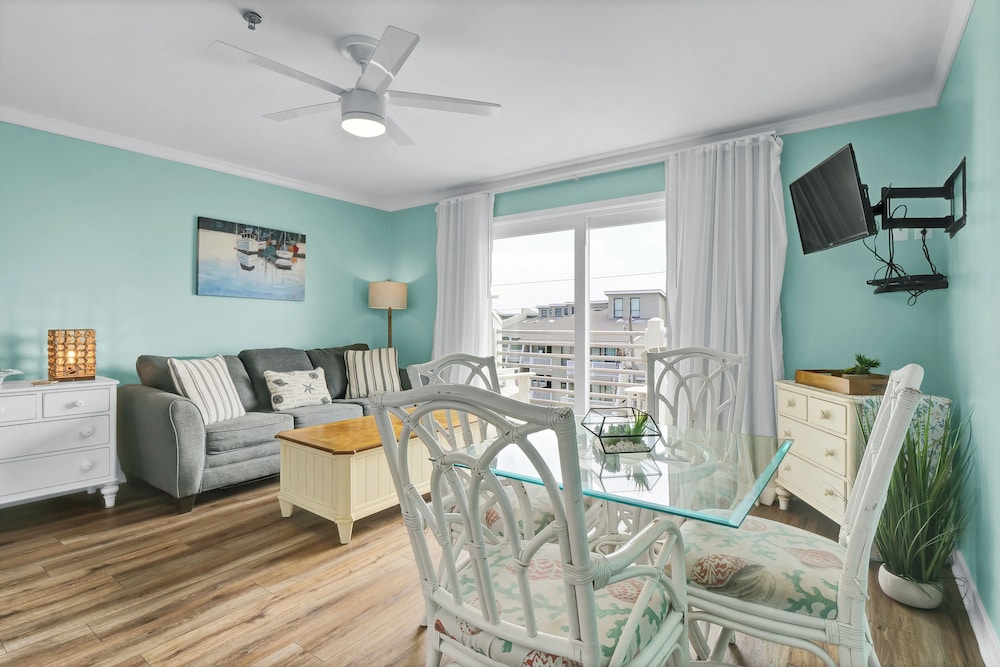 Sandpeddler Inn & Suites - photo 182