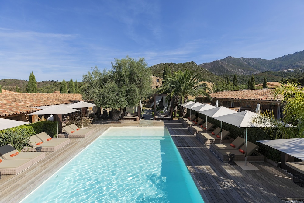 La Dimora - carbon neutral hotel in Oletta