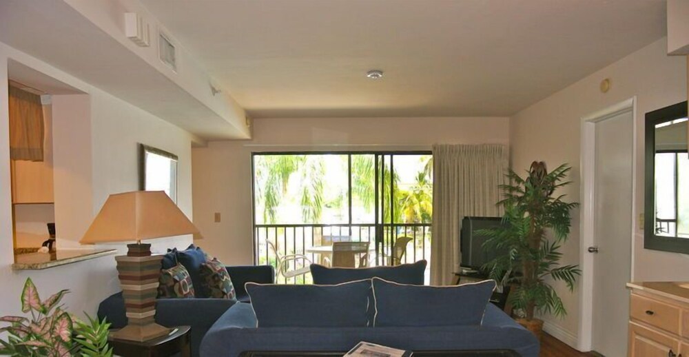 Santa Maria Harbour Resort 108 2 Br Condo - photo 12