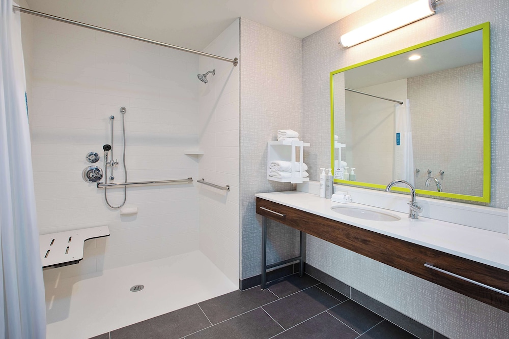 Hampton Inn & Suites by Hilton Indianapolis South Greenwood - photo 24