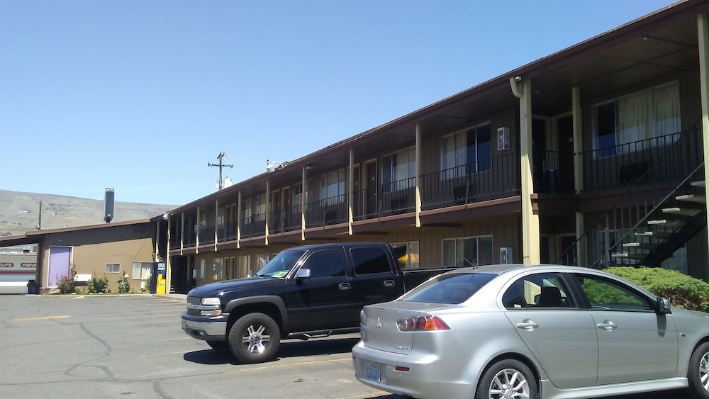 Cedars Inn Lewiston - photo 33