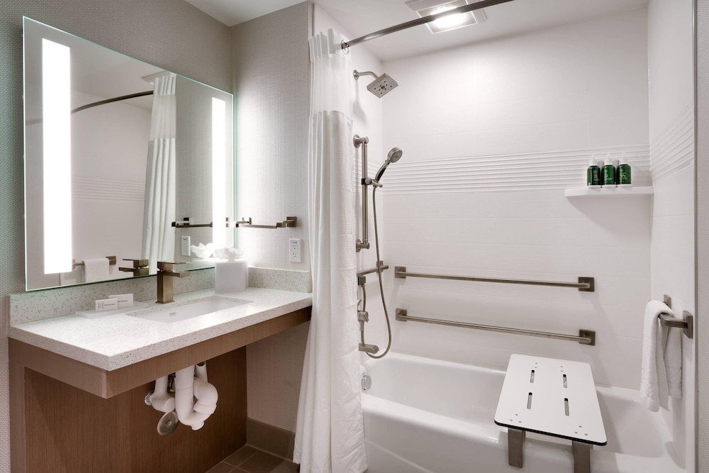 TownePlace Suites by Marriott Los Angeles LAX Hawthorne - photo 20