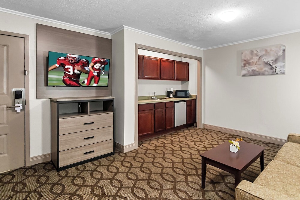 Red Roof Inn Lexington Hamburg - photo 15
