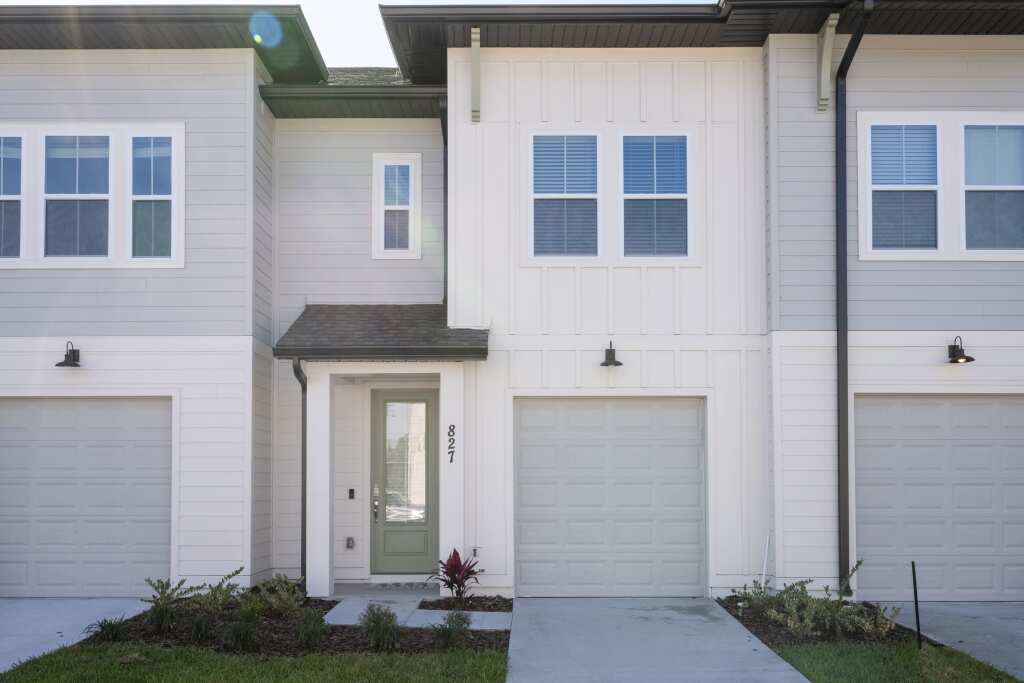 Marvelous 3Bd Close to Disney at Enclaves at Festival 827 — 4-Star Luxury Hotel in Orlando, United States