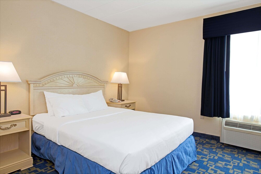 Windsor Hotel - photo 10