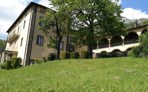 Apartment Casa Gianfrati — 4-Star Luxury Hotel in Villa Collemandina, Italy