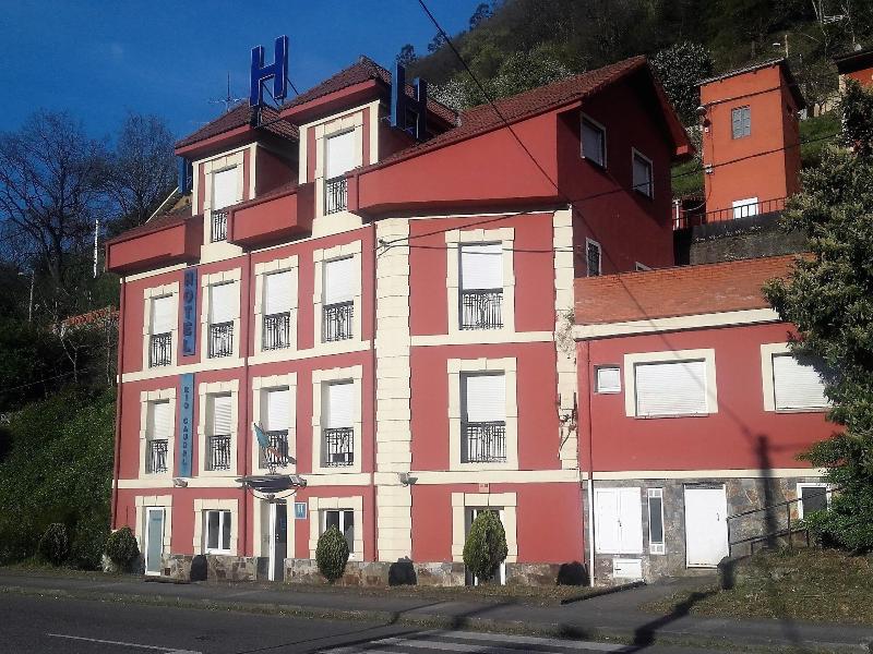 Lotila Flats Rio Caudal - carbon neutral hotel in Mieres