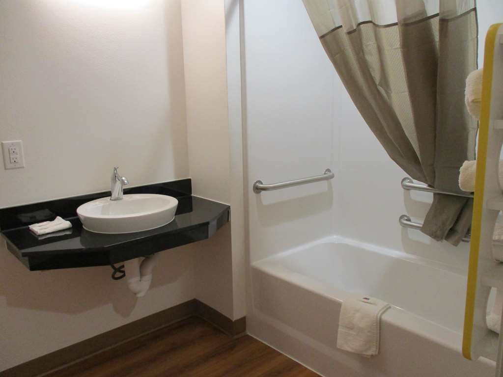 Motel 6 Fort Worth TX North Saginaw - photo 31