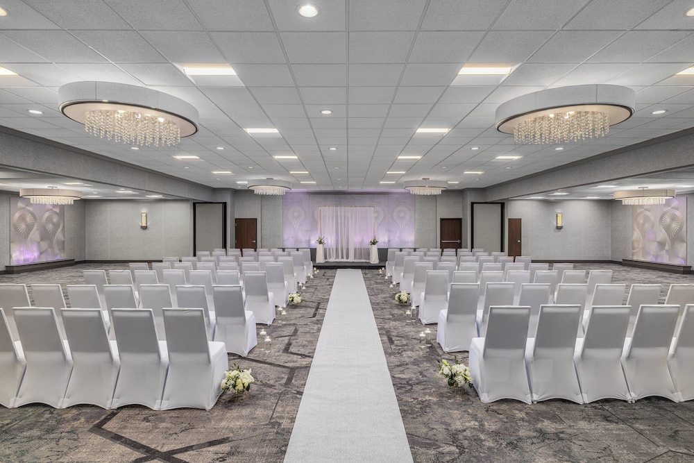 Holiday Inn Coralville Iowa City by IHG - photo 45
