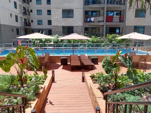 Studio in Kileleshwa with Gym Pool Netflix Washer — 4-Star Luxury Hotel in Nairobi, Kenya