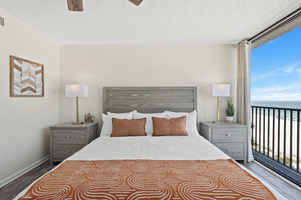 Sandpiper Beacon Beach Resort - photo 101
