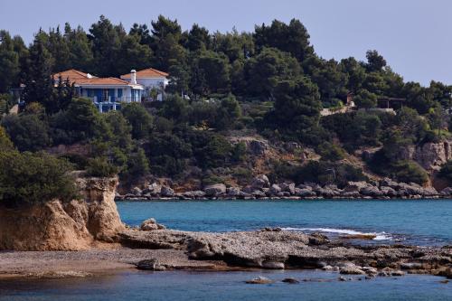 Villa Irini — 4-Star Luxury Hotel in Porto Cheli, Greece