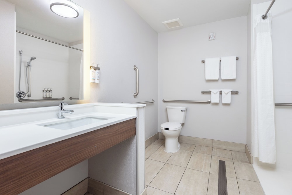 Holiday Inn Express & Suites Phoenix West Buckeye by IHG - photo 16