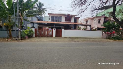 SHI's Alaya 3BHk Villa in Coimbatore near Railway station — 4-Star Luxury Hotel in Coimbatore, India