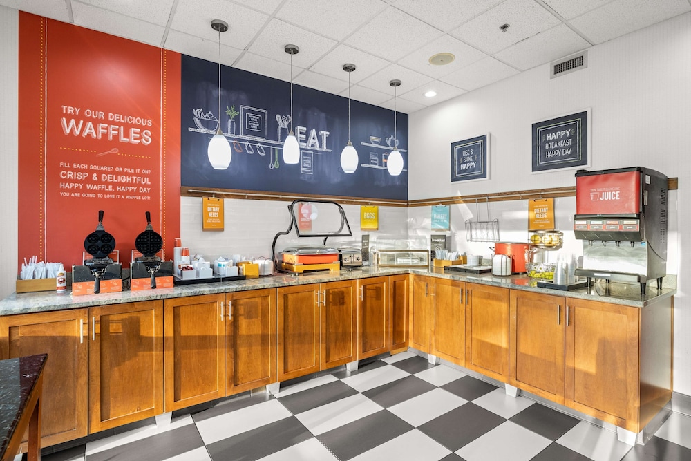 Hampton Inn Tampa Veterans Expwy - photo 24