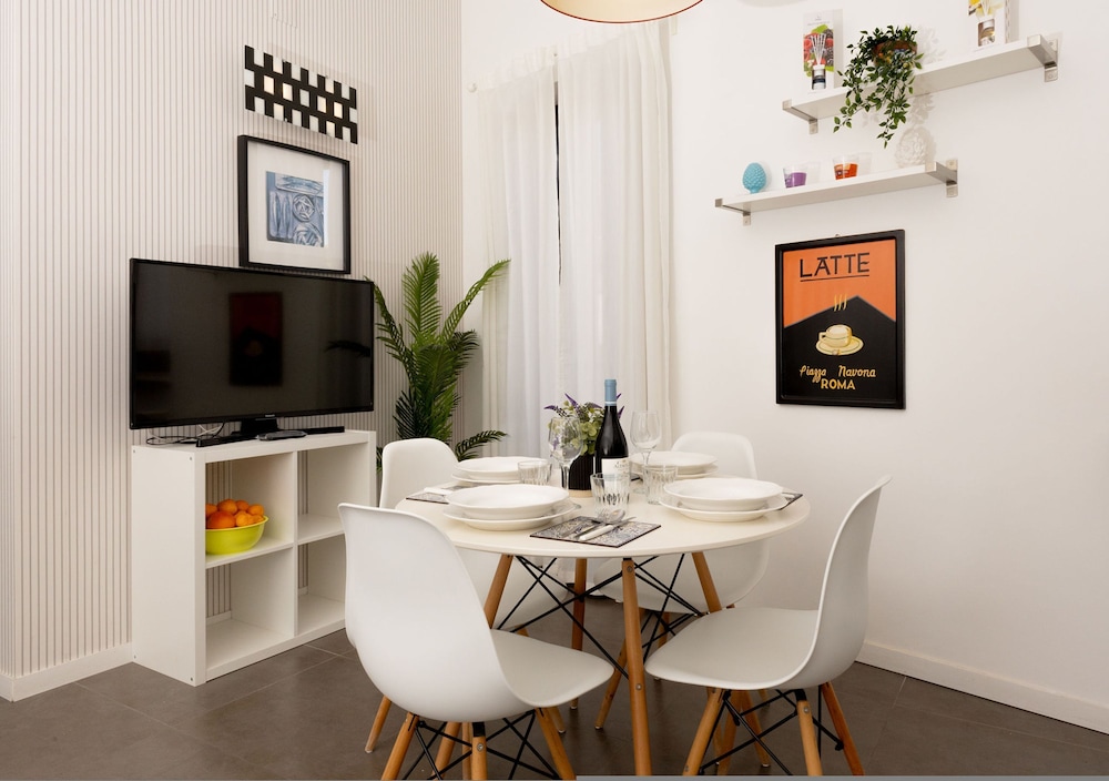 Hora Guest House by Ortigia Apartments — 4-Star Luxury Hotel in Siracusa, Italy