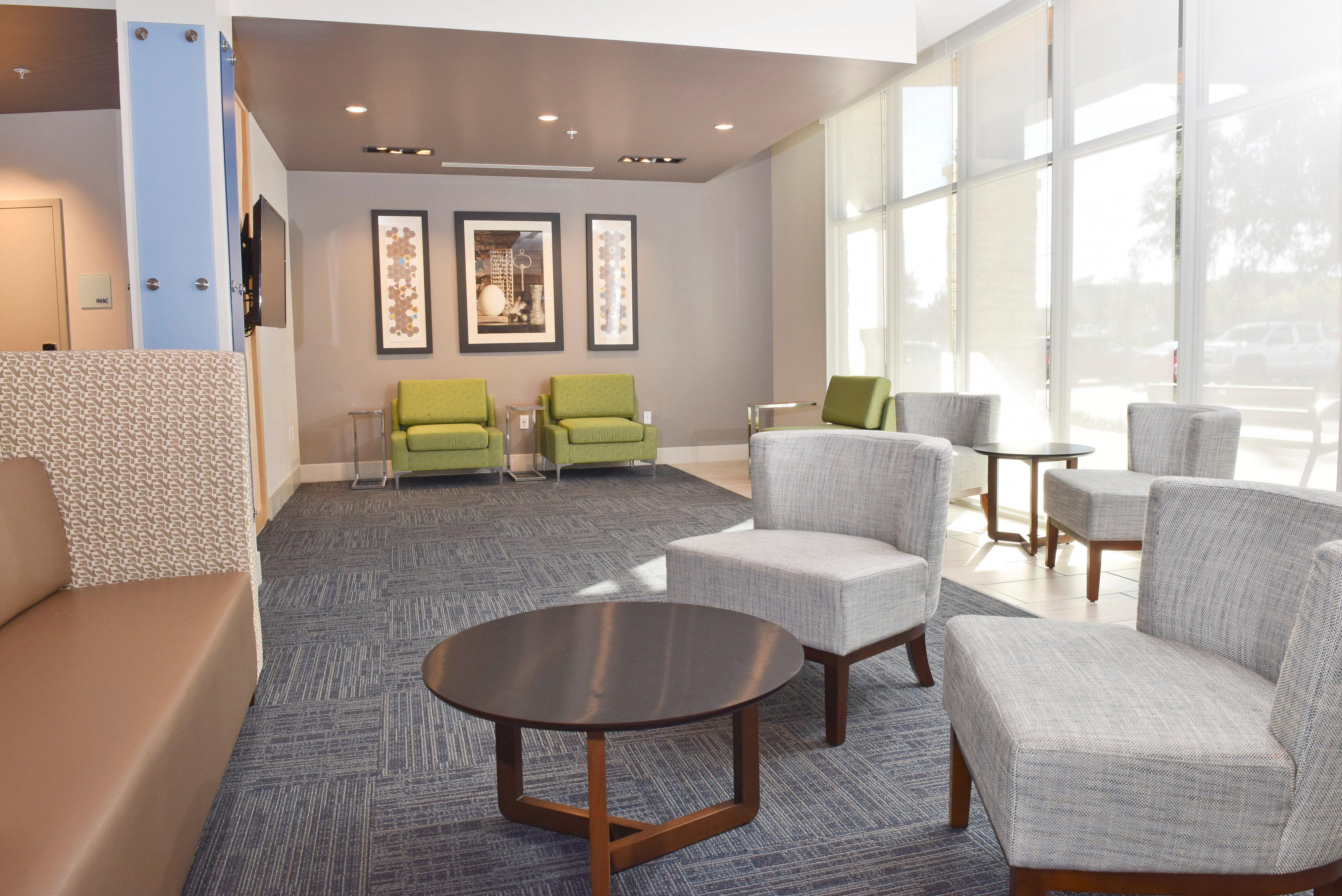 Holiday Inn Express & Suites Orlando Southeast by IHG - photo 101