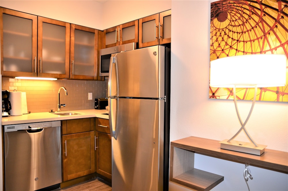 Staybridge Suites Hillsboro Orenco Station by IHG - photo 37