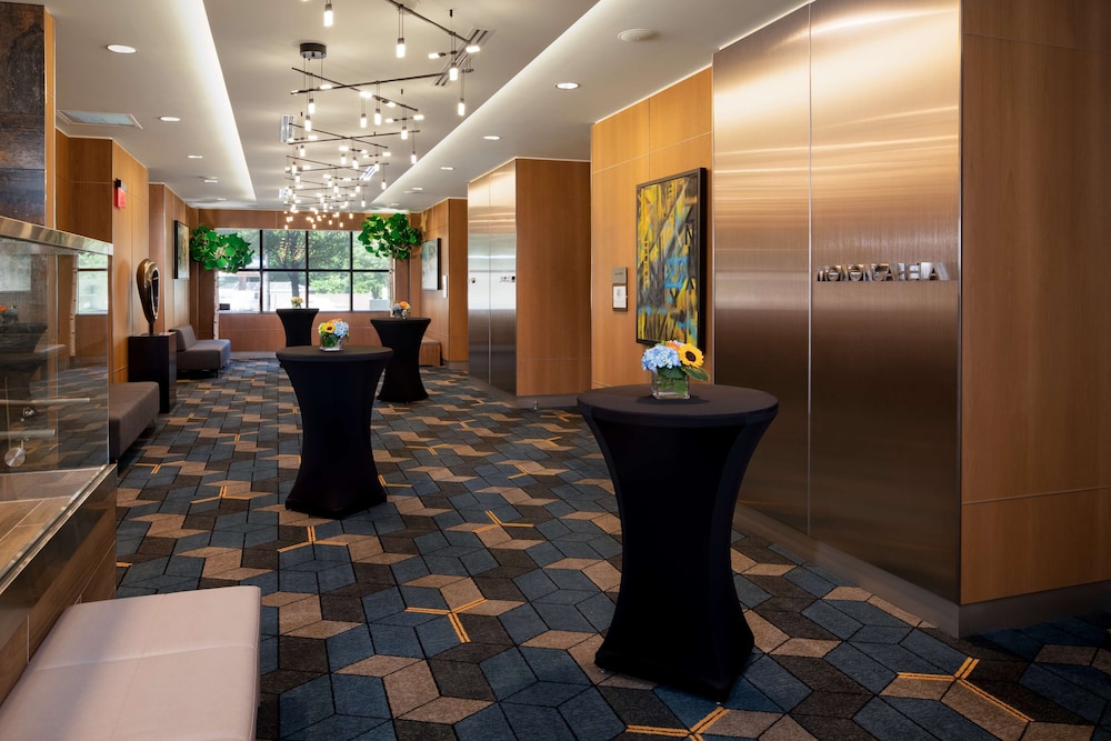 DoubleTree by Hilton Hotel & Suites Pittsburgh Downtown - photo 64