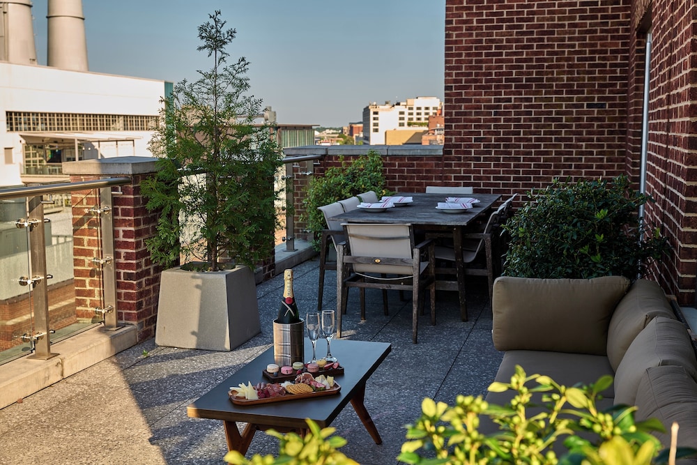 The Alida Savannah a Tribute Portfolio Hotel - photo 40