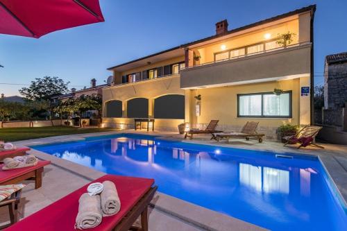 Villa Leona — 4-Star Luxury Hotel in Fazana, Croatia