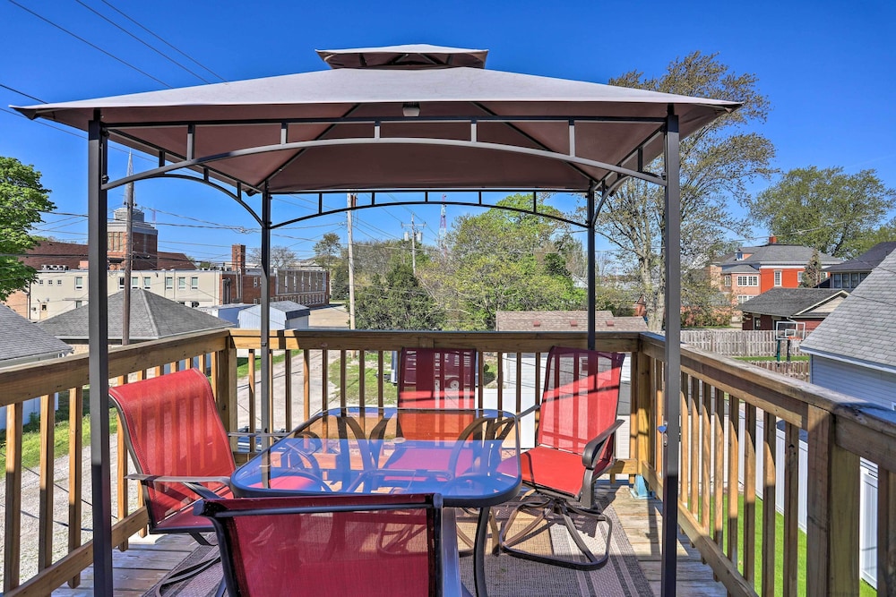 Port Clinton Getaway Walk to Beach and Restaurants — hotel in Port Clinton