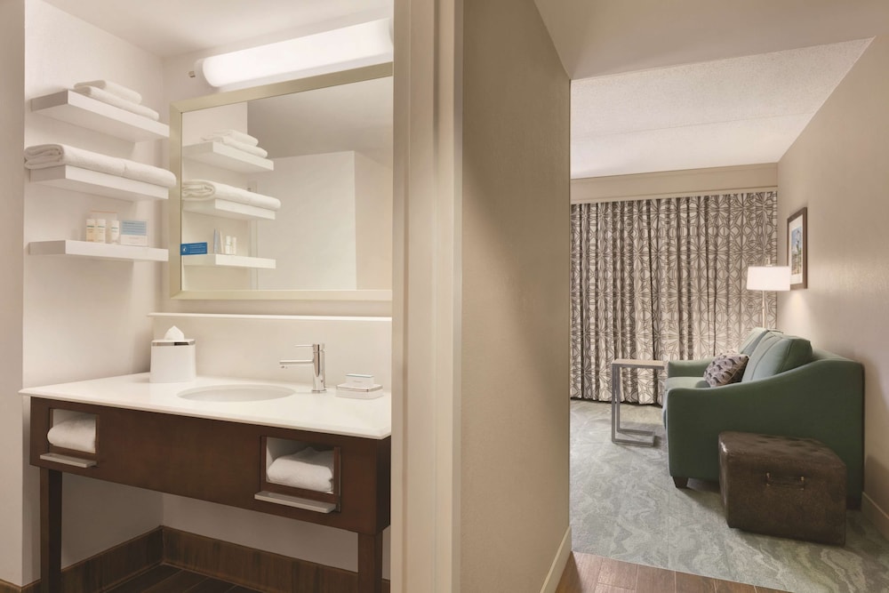 Hampton Inn by Hilton Richmond North Ashland - photo 33