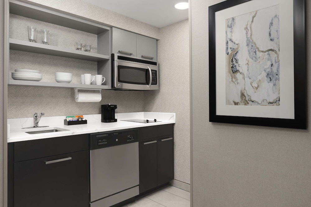 Homewood Suites By Hilton York - photo 20