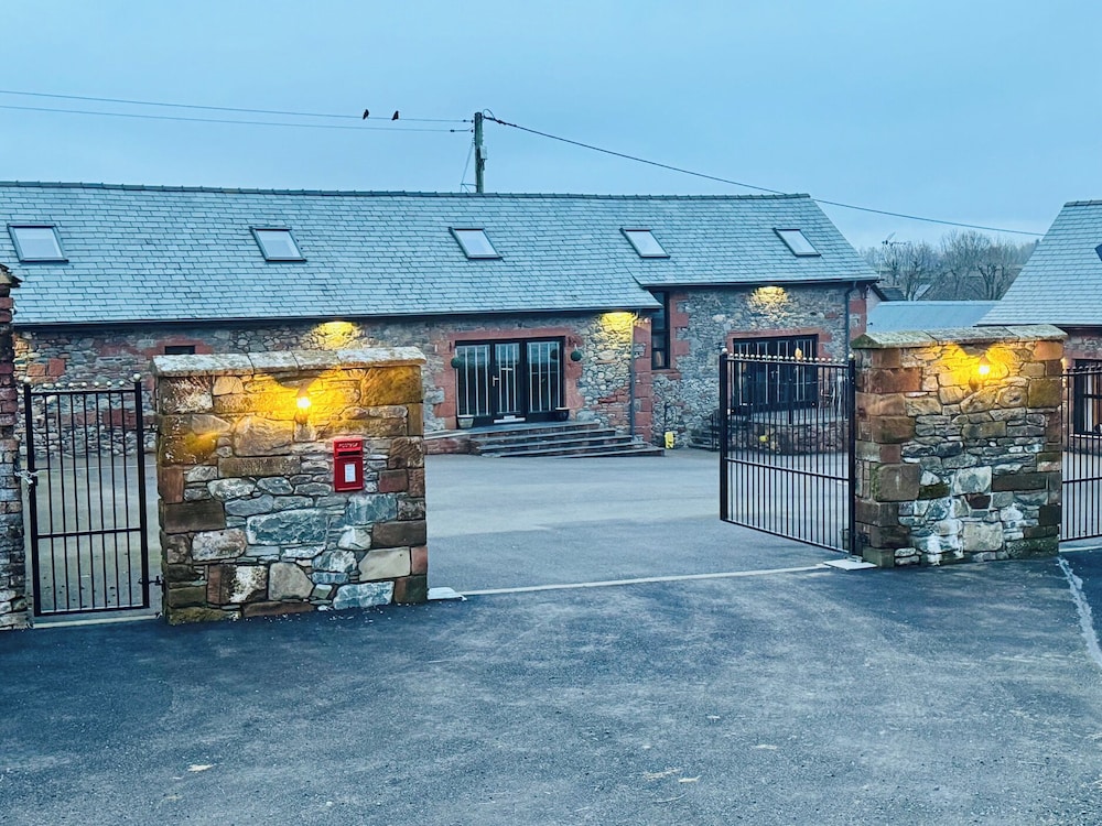 The Steading - carbon neutral hotel in Dumfries