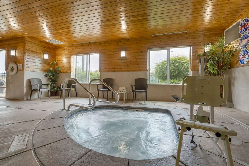 Comfort Suites Redding Shasta Lake - photo 24