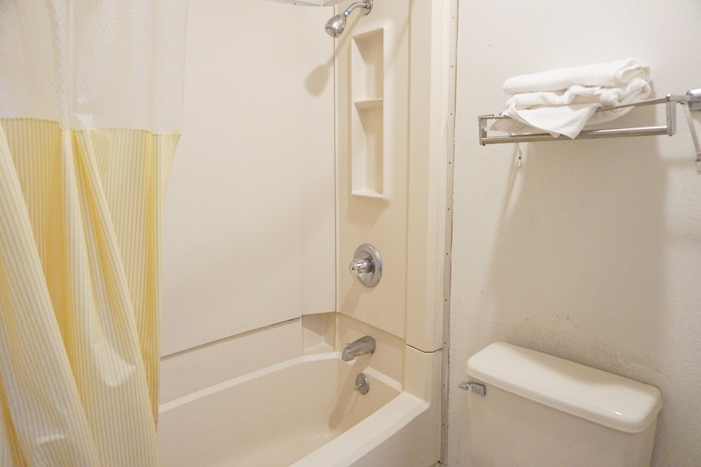 Oyo Hotel Altus N Main St - photo 18