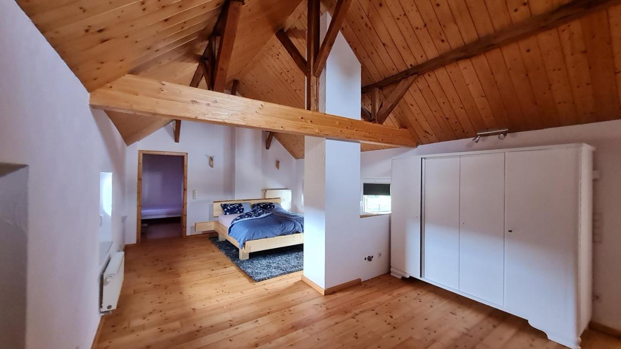Eifelhof Mit Obstbaumwiese - carbon neutral hotel in Nideggen