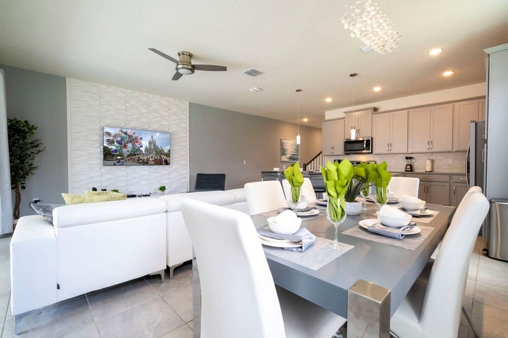 Splendid 5Bd w Pool at Solara Resort 2154 - photo 42