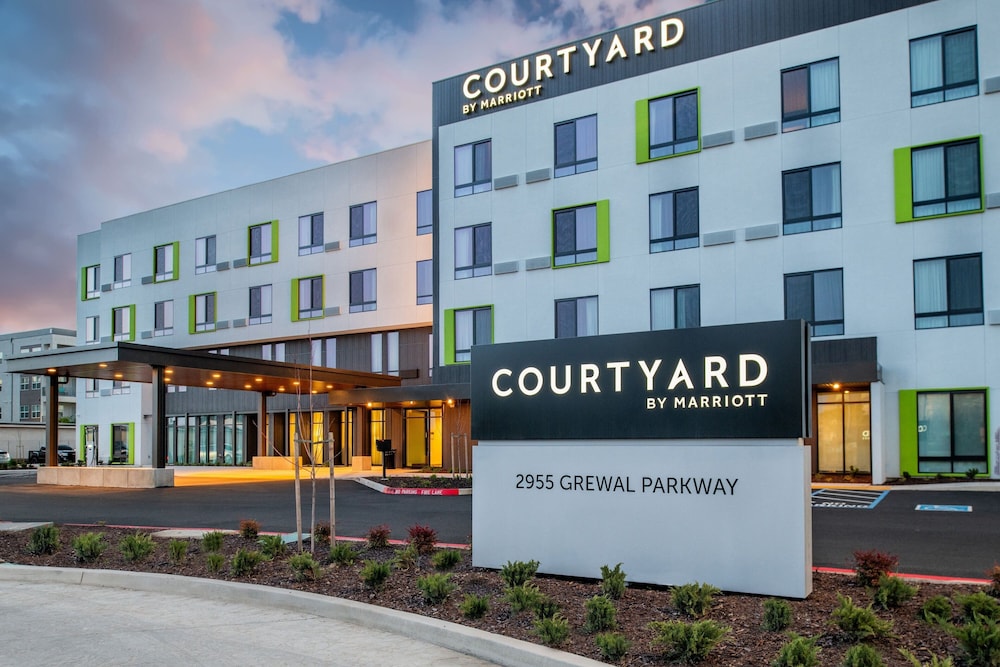 Courtyard by Marriott Modesto North in Modesto, United States