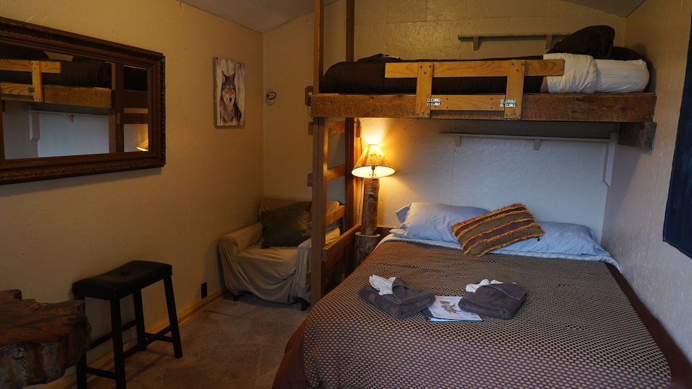 Nauti Otter Inn - photo 32