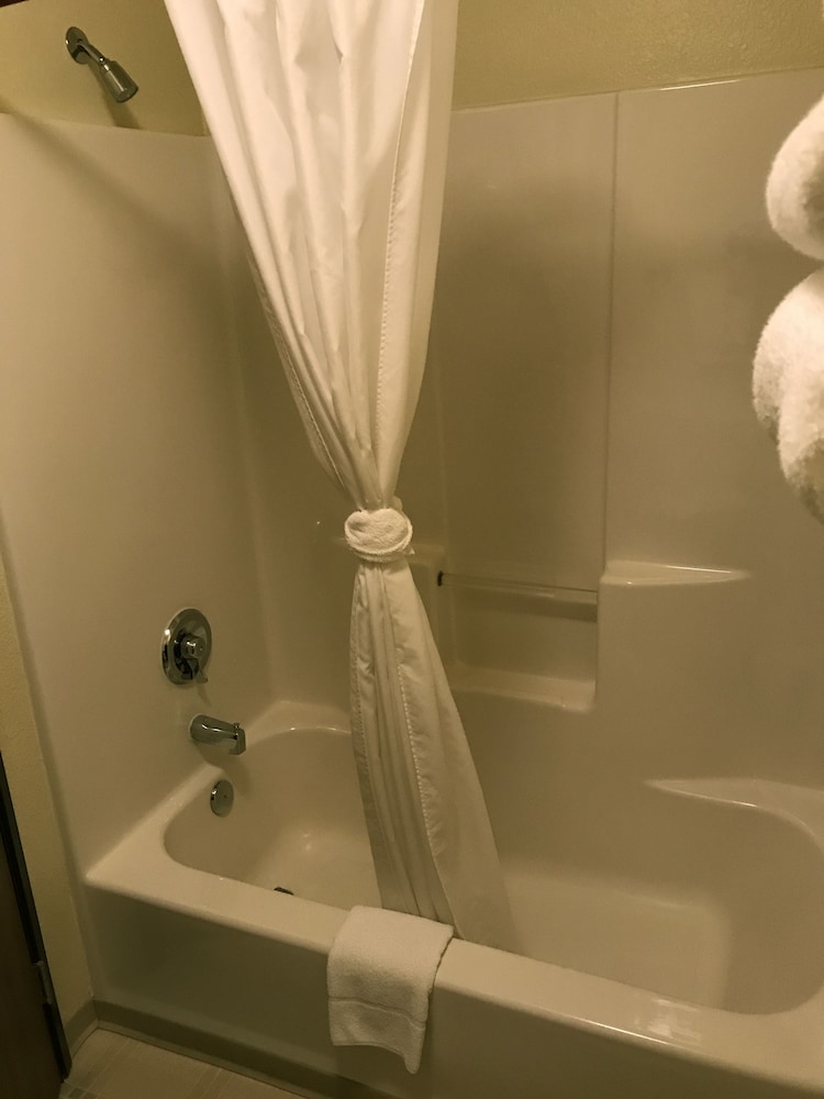 FairBridge Inn & Suites Kellogg - photo 29