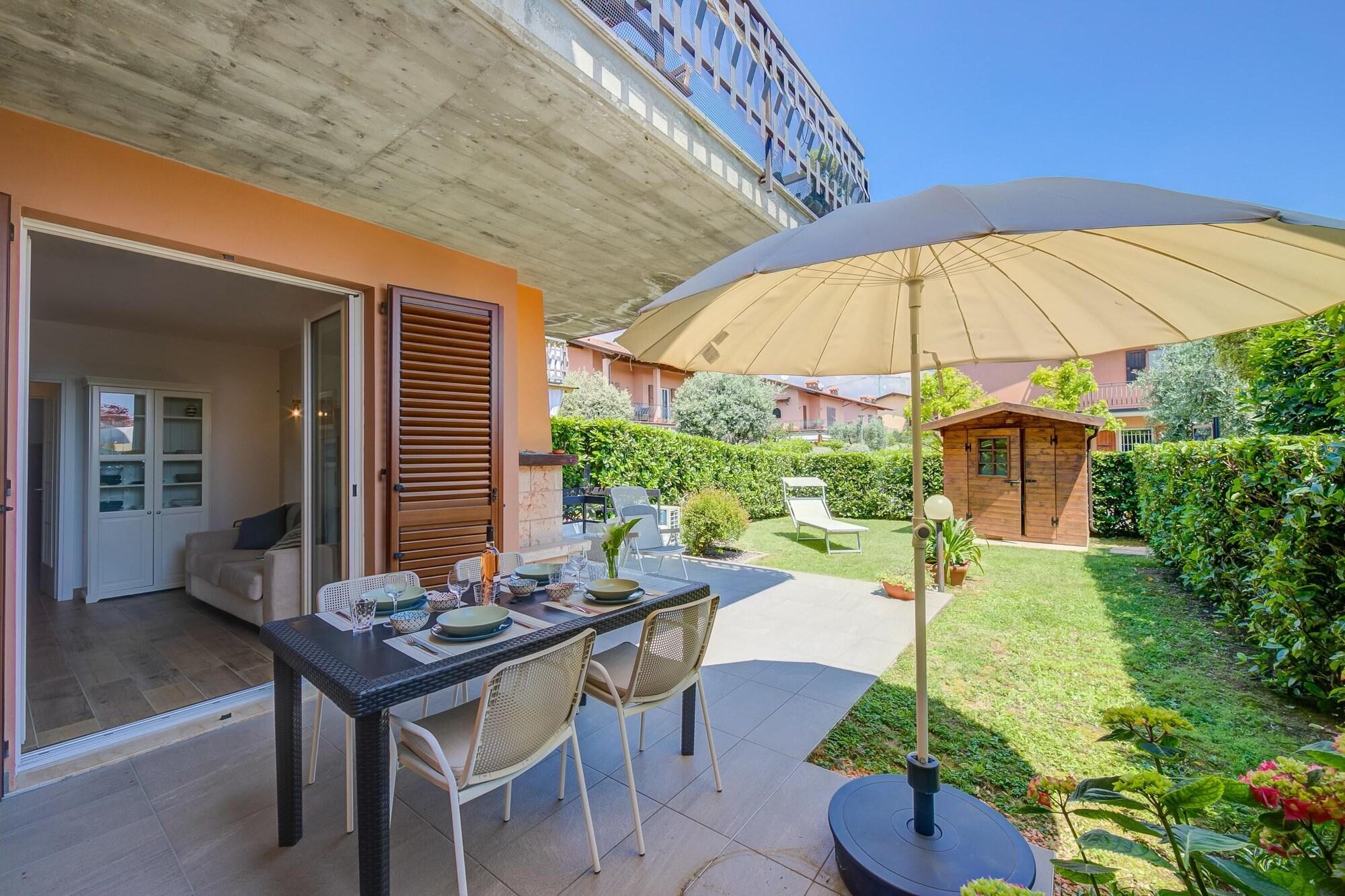 La Casa Accanto With Shared Pool — 4-Star Luxury Hotel in Padenghe Sul Garda, Italy
