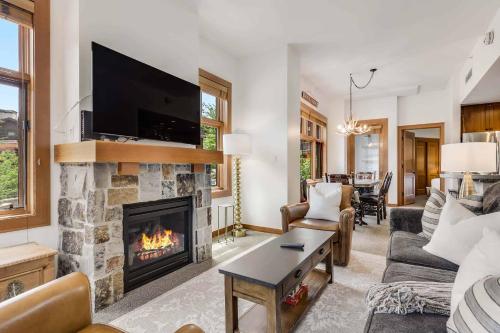 Capitol Peak Lodge 3220 by Snowmass Mountain Lodging — 4-Star Luxury Hotel in Snowmass Village, United States