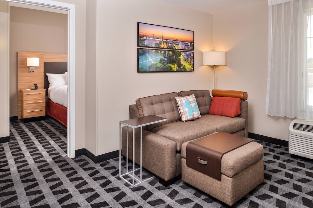 TownePlace Suites by Marriott Charleston West Ashley - photo 15