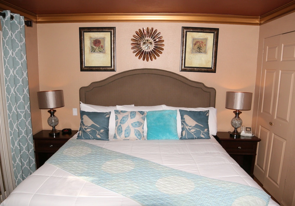 Oak Creek Terrace Resort - photo 11