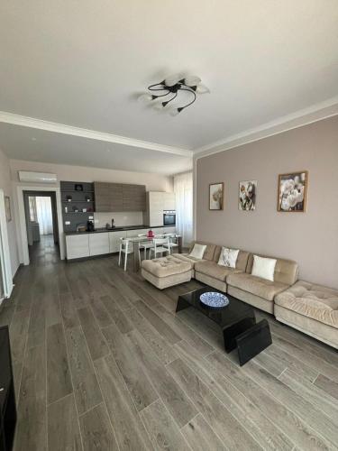 Assisi Suite Apartment Con Annessa Tavernetta la Lavanda — 4-Star Luxury Hotel in Santa Maria Degli Angeli, Italy