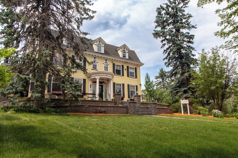 Historic Salyards Mansion by Heirloom Boutique Collection in Duluth, United States