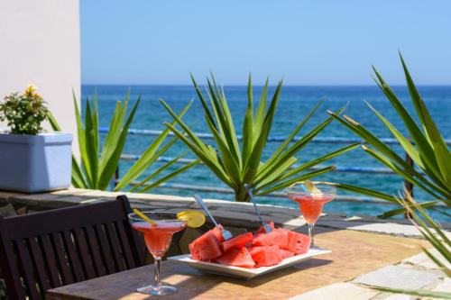 Beach House — 4-Star Luxury Hotel in None, Greece